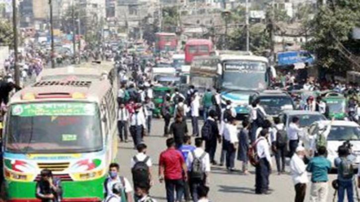 ঢাকায় শিক্ষার্থীদের হাফ ভাড়া কার্যকর আজ থেকে