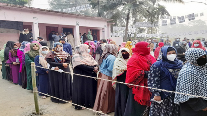 পঞ্চম ধাপে ৭০৮ ইউপিতে ভোটগ্রহণ চলছে
