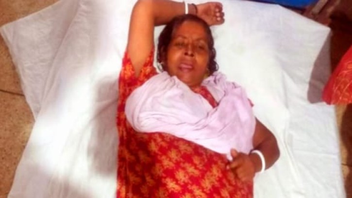 পিরোজপুরে ছাত্রলীগ নেতার বাড়িতে হামলা : পঙ্গু মা-বাবাকে মারধর