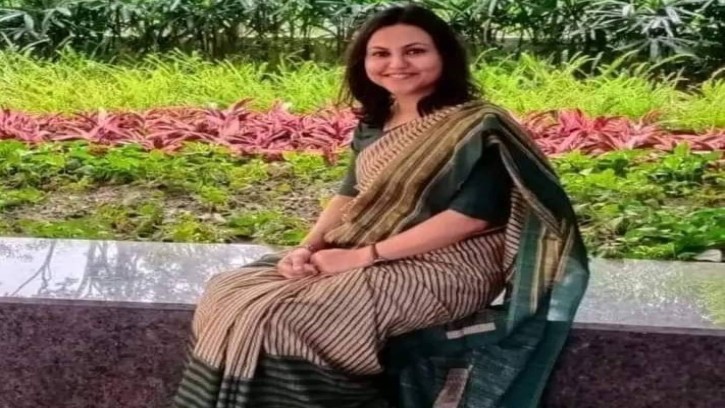  চিরনিদ্রায় শায়িত সিনিয়র সহকারী সচিব নাজিয়া সুলতানা