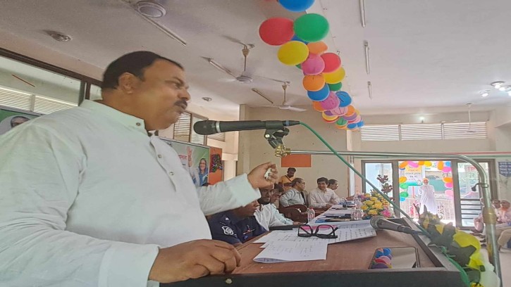 দেশকে এগিয়ে নিতে প্রাথমিক শিক্ষাকে সর্বোচ্চ গুরুত্ব দিতে হবে: প্রতিমন্ত্রী