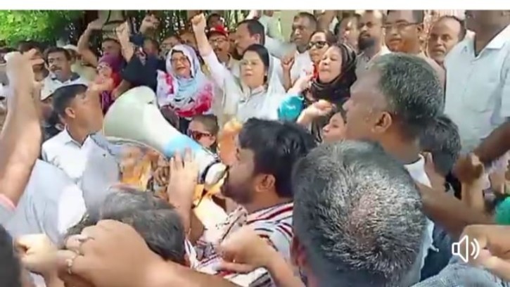 রিতার নেতৃত্বে ১০ হাজার নেতাকর্মী পল্টনে, আটক ৬  