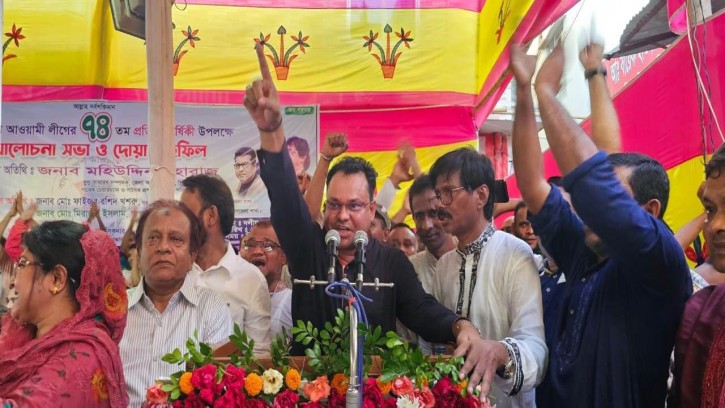 ভান্ডারিয়ায় নৌকা জিতলে ট্যাক্স পরিশোধের ঘোষণা উপজেলা চেয়ারম্যানের