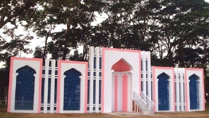 প্রধান ঈদ জামাতের জন্য প্রস্তুত জাতীয় ঈদগাঁহ