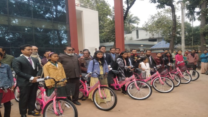 ডিজিটাল বাংলাদেশ গড়তে বিজ্ঞান শিক্ষার বিকল্প নাই: মুক্তিযুদ্ধ মন্ত্রী