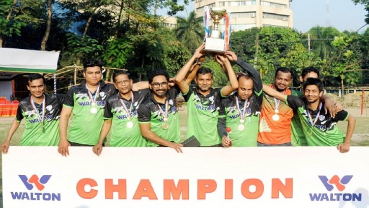 চ্যাম্পিয়ন ইনকিলাব ও রানার্স আপ চ্যানেল আই