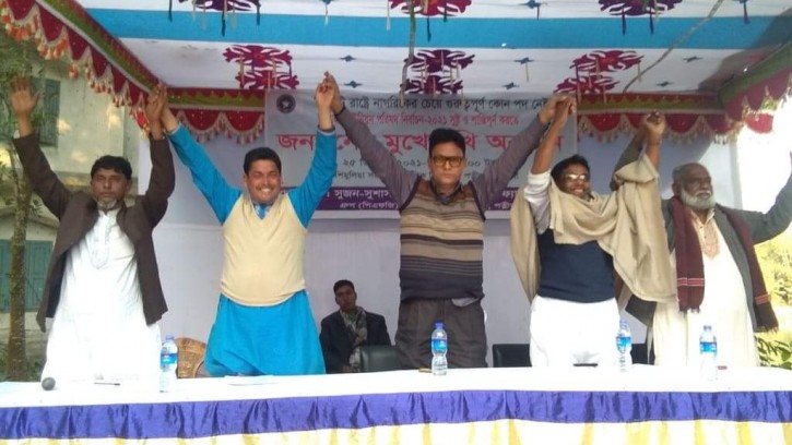 পত্নীতলার আমাইড়ে জনতার মুখোমুখি ইউপি চেয়ারম্যান প্রার্থীরা