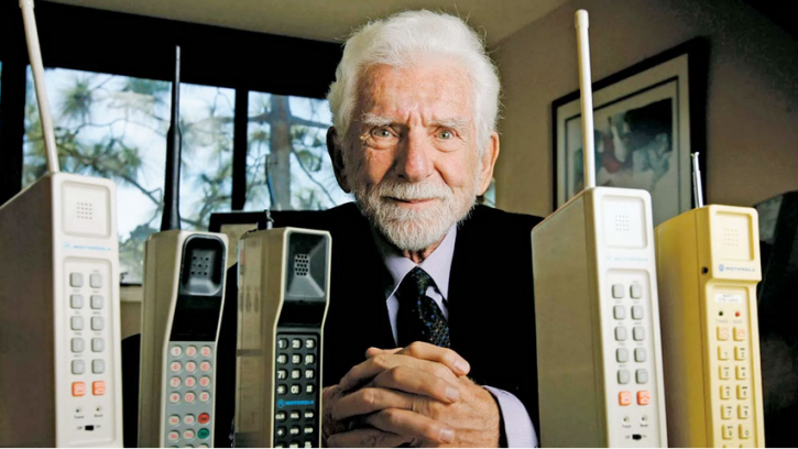জীবনকে উপভোগ করতে মোবাইল ফোন ব্যবহার কমাতে হবে: আবিষ্কারক