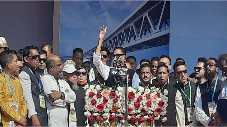 হুঙ্কার দিয়ে সরকার পতন করা যাবে না : ওবায়দুল কাদের