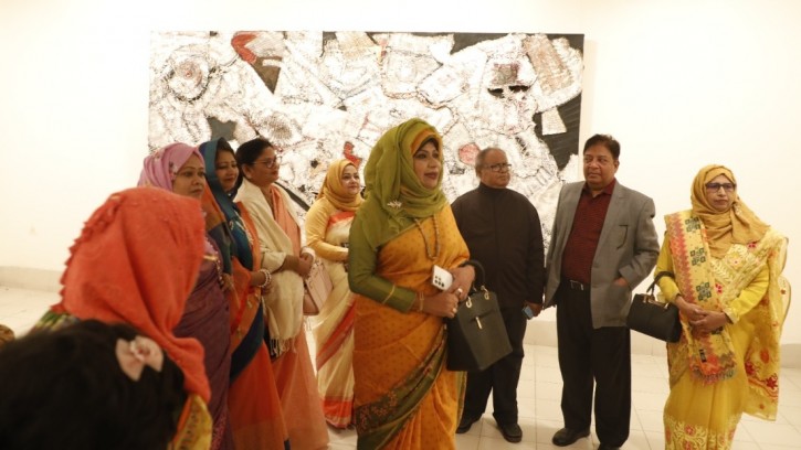 জমে উঠেছে ১৯তম দ্বিবার্ষিক এশীয় চারুকলা প্রদশর্নী