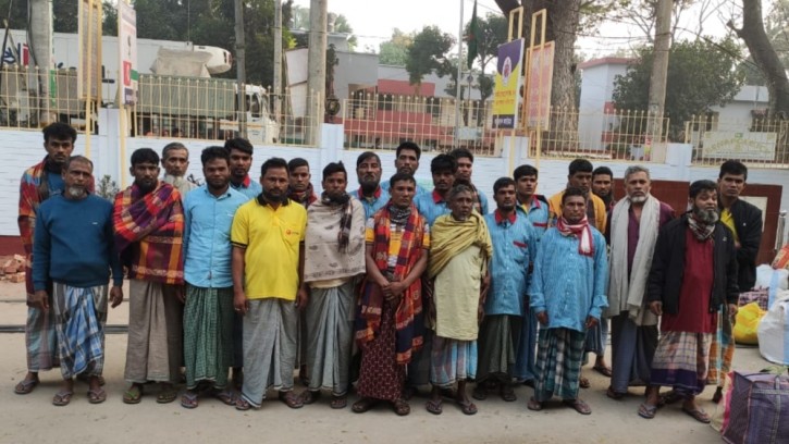 চার মাস পর ভারত থেকে দেশে ফিরল ২৩ বাংলাদেশি জেলে