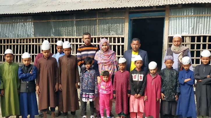 এতিমখানা পরিদর্শনে ইউএনও মমতাজ বেগম