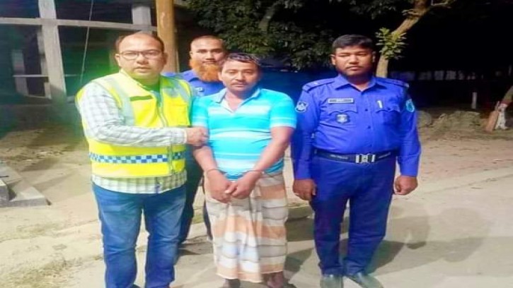 গোবিন্দগঞ্জে দূর্ধর্ষ ডাকাত গ্রেফতার