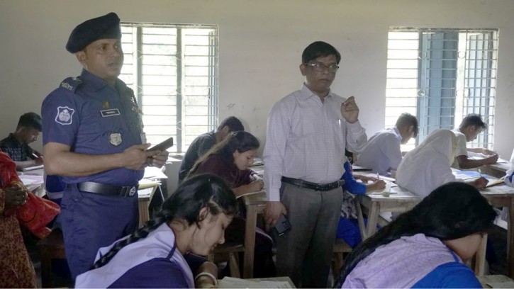 গাইবান্ধায় সুষ্ঠু ও শান্তিপূর্ণ পরিবেশে এসএসসি পরীক্ষা অনুষ্ঠিত