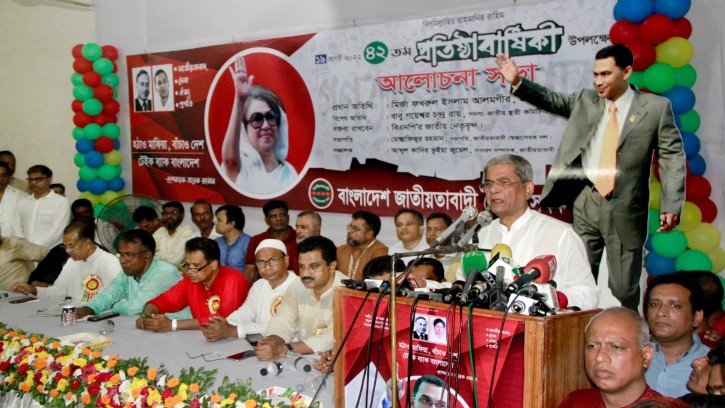 এ সরকার ভারতের আনুকূল্যে টিকে আছে কিনা জানতে চাই: ফখরুল