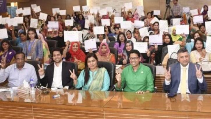 প্রাতিষ্ঠানিক শিক্ষা থেকে জীবনমুখী শিক্ষাকে গুরুত্ব দিতে হবে: প্রতিমন্ত্রী পলক