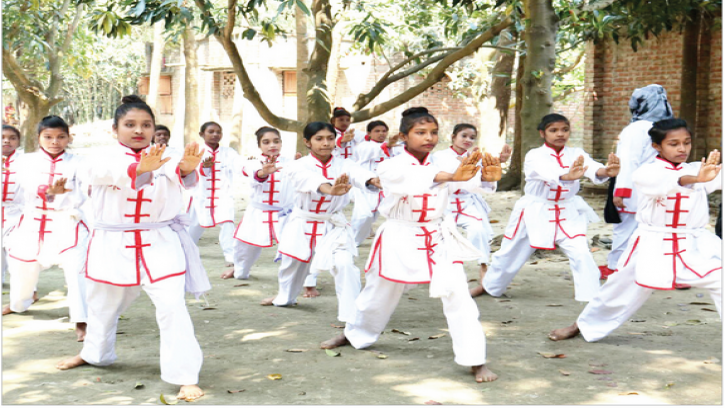 আত্মরক্ষার কৌশল শিখছেন শেরপুরে তরুণীরা