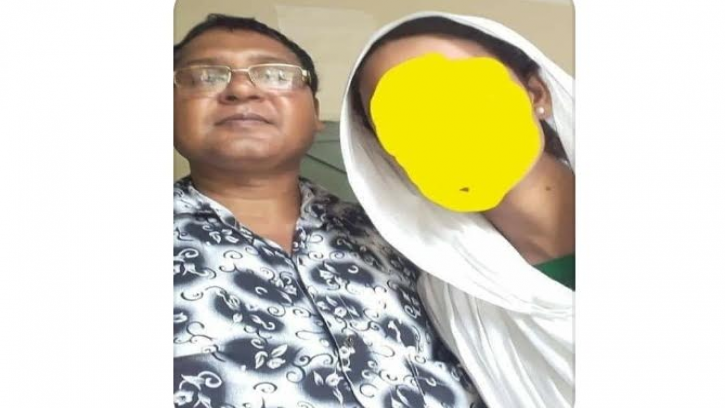  শিবগঞ্জে ছাত্রীর শ্লীলতাহানির চেষ্টায়  শিক্ষক গ্রেপ্তার