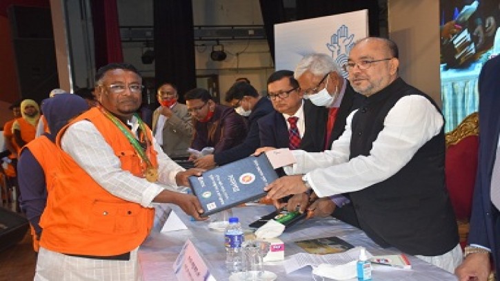  দুর্যোগ ব্যবস্থাপনায় বিশ্বে অনুকরণীয় মডেল বাংলাদেশ: ত্রাণ প্রতিমন্ত্রী