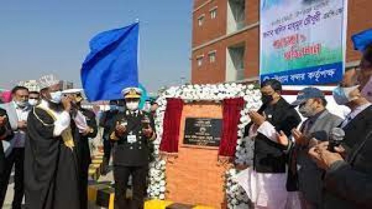 চট্টগ্রাম বন্দর দেশের অর্থনীতির চালিকাশক্তি: নৌপরিবহন প্রতিমন্ত্রী