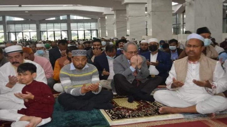 মশিউর রহমান রাঙ্গা'র সহধর্মিণী রাকিবা নাসরিনের জন্য দোয়া মাহফিল