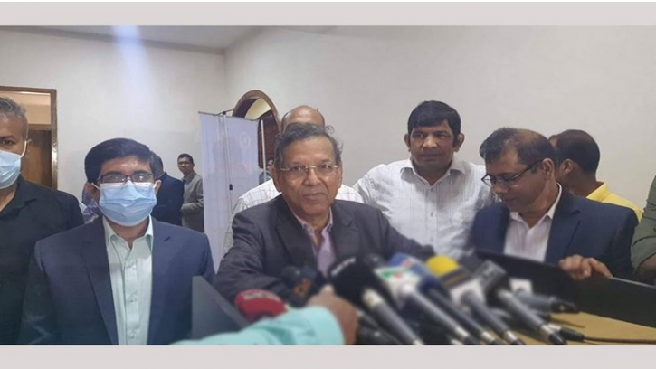 খালেদা জিয়ার নির্বাচন করার সুযোগ নেই : আইনমন্ত্রী