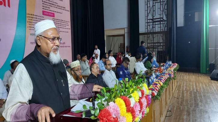 সাম্প্রদায়িক সম্প্রীতি সুরক্ষায়  ধর্মীয় নেতাদেরকে আলোচনা চালিয়ে যেতে হবে: ধর্ম প্রতিমন্ত্রী