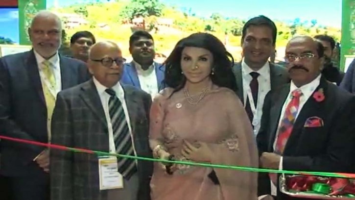 লন্ডনে ওয়ার্ল্ড ট্রাভেল মার্কেটে বাংলাদেশ প্যাভিলিয়নের উদ্বোধন