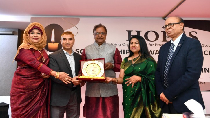 মেধাবী শিক্ষার্থীদের পৃষ্ঠপোষকতায় সবাইকে এগিয়ে আসতে হবে: সংস্কৃতি প্রতিমন্ত্রী