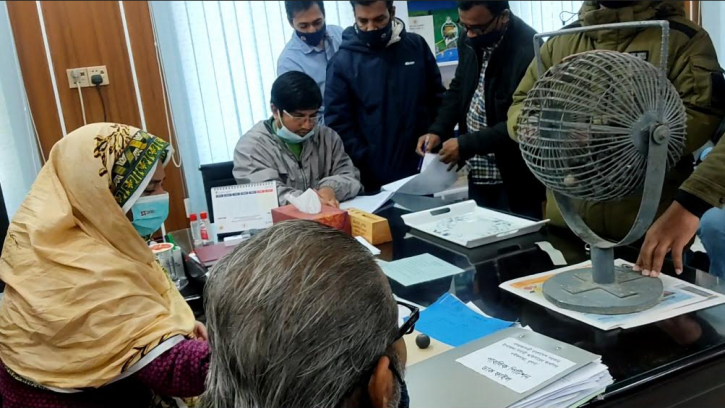 লটারির মাধ্যমে সড়ক নির্মাণ কাজের ঠিকাদার নির্বাচন