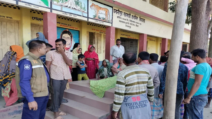 দিনাজপুরে কাপড় কিনতে নিয়ে গিয়ে দুই সন্তানকে হত্যা! বাবা নিখোঁজ