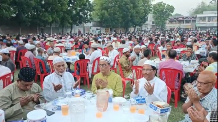 শিবগঞ্জে এতিমদের সম্মানে ইফতার-দোয়া মাহফিল