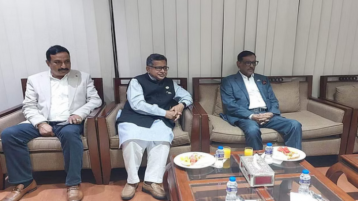 স্বাস্থ্য পরীক্ষার জন্য সিঙ্গাপুর গেলেন ওবায়দুল কাদের