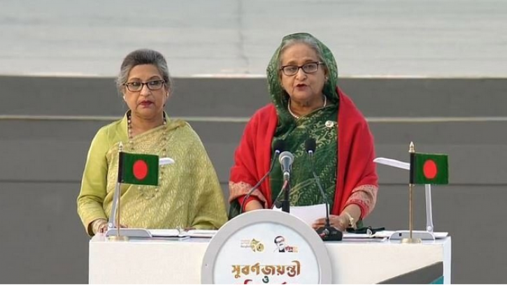 উন্নত-সমৃদ্ধ ও অসাম্প্রদায়িক সোনার বাংলা গড়ার শপথ প্রধানমন্ত্রীর