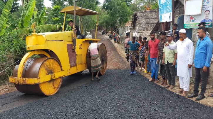 বদলে যাচ্ছে গড়ইখালী ইউনিয়নের যোগাযোগ ব্যবস্থা