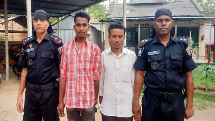 গোবিন্দগঞ্জে ১৪ কেজি গাঁজাসহ গ্রেফতার- ২