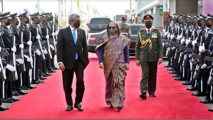 প্রধানমন্ত্রীকে মালদ্বীপে লাল গালিচা সংবর্ধনা